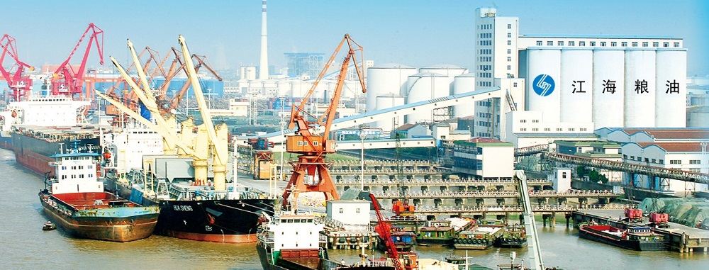 张家港产业园库存货物首次突破50万吨